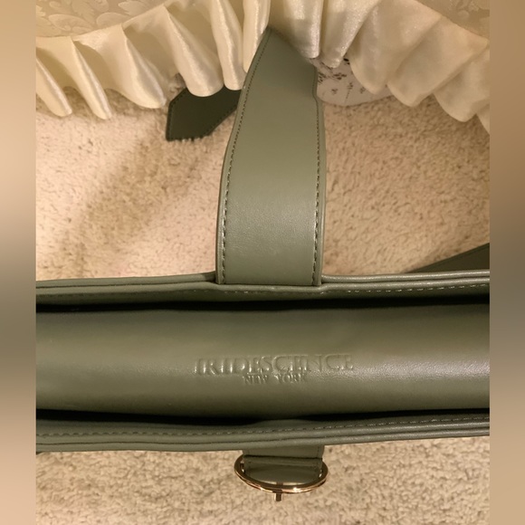 IRIDESCENCE NEW YORK - Picture 10 of 11